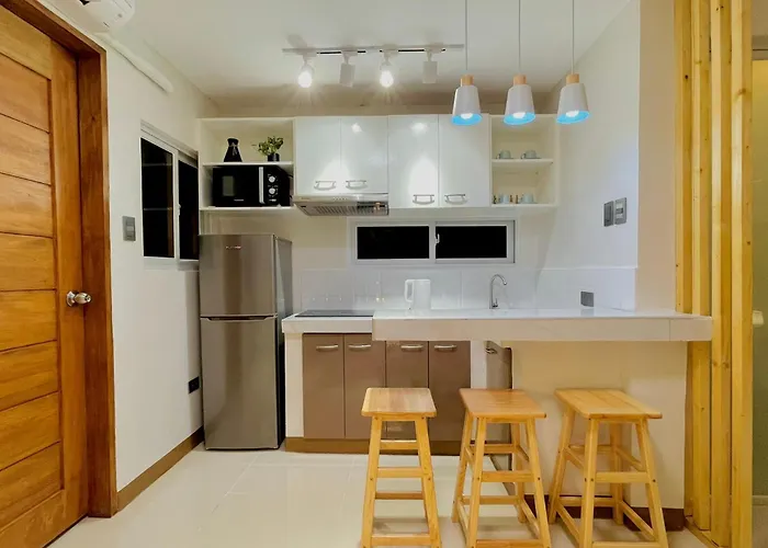 Easy Access Stay, Minutes From Airport On Main Road Lapu-Lapu City